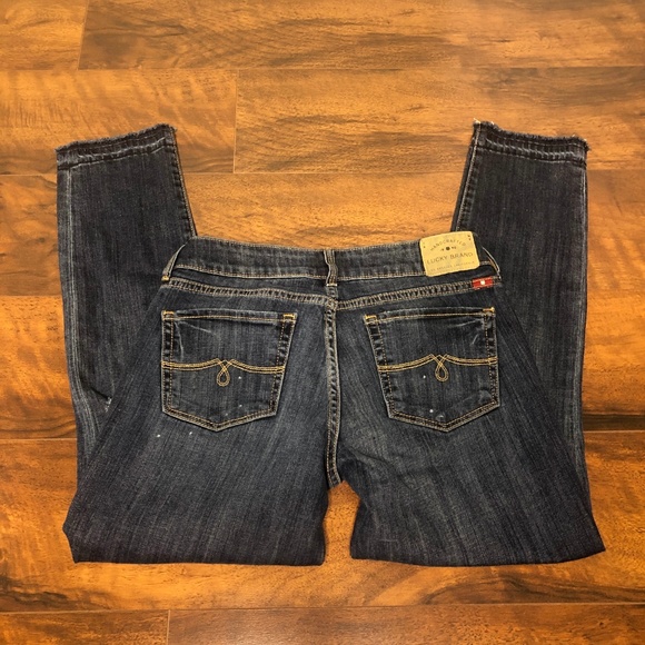 Lucky Brand Leyla Capri Denim. - Picture 6 of 7